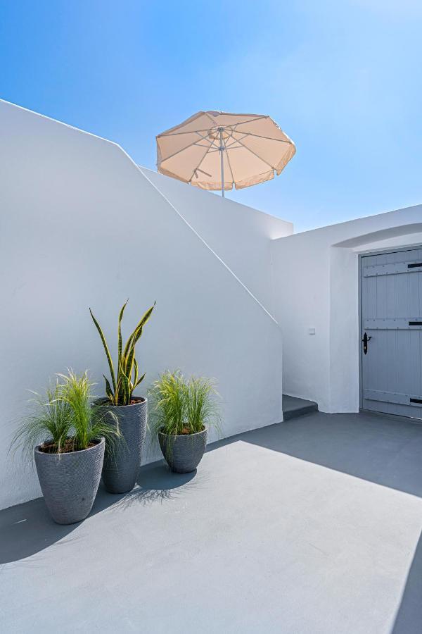 Villa Paradeisos Karterados Bagian luar foto